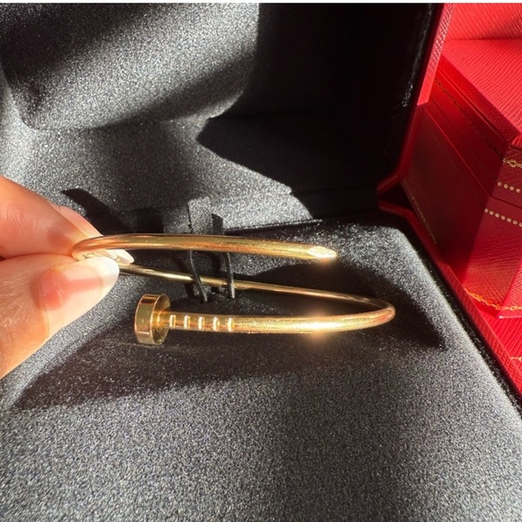 Authentic Cartier Juste un Clou Bracelet (18 K Gold) - Picture 2 of 11